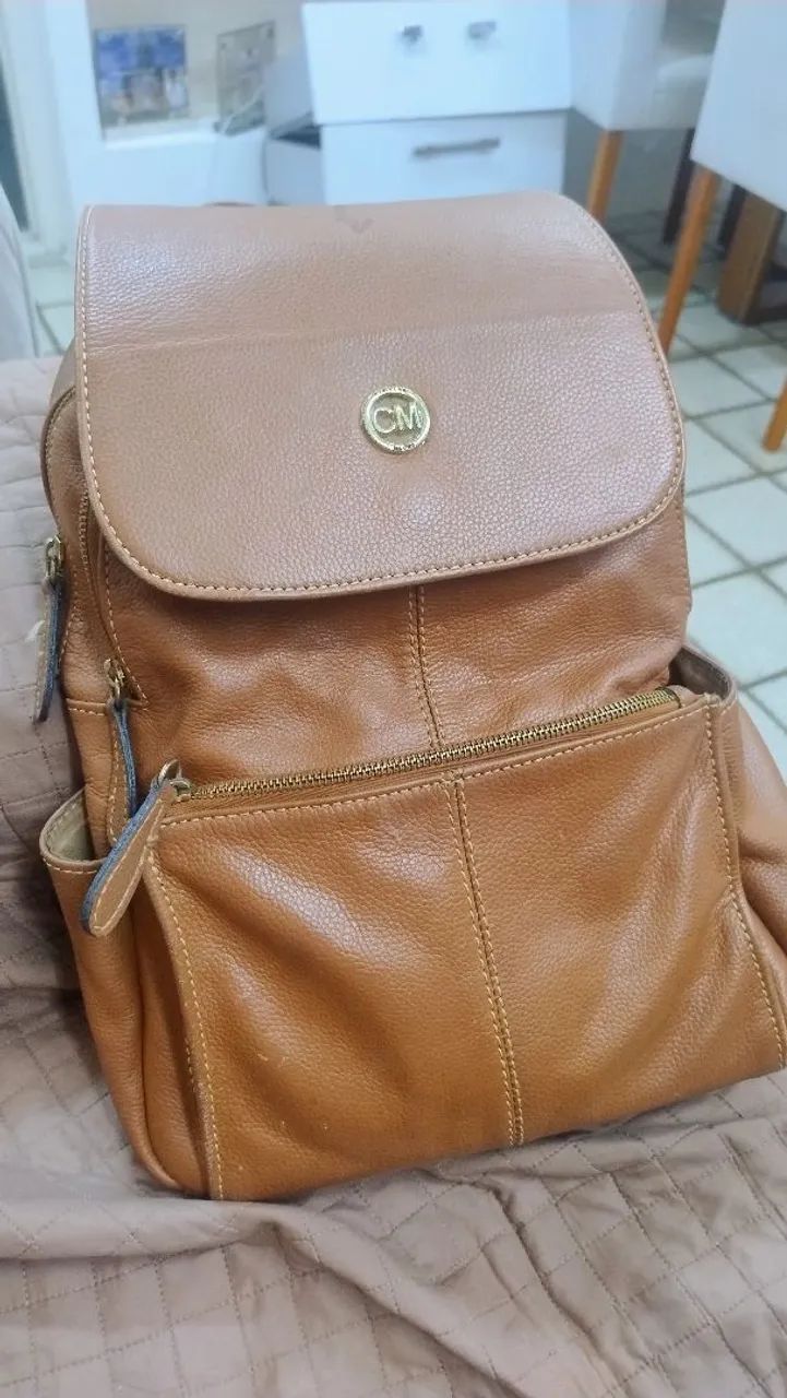 Bolsa feminina usada