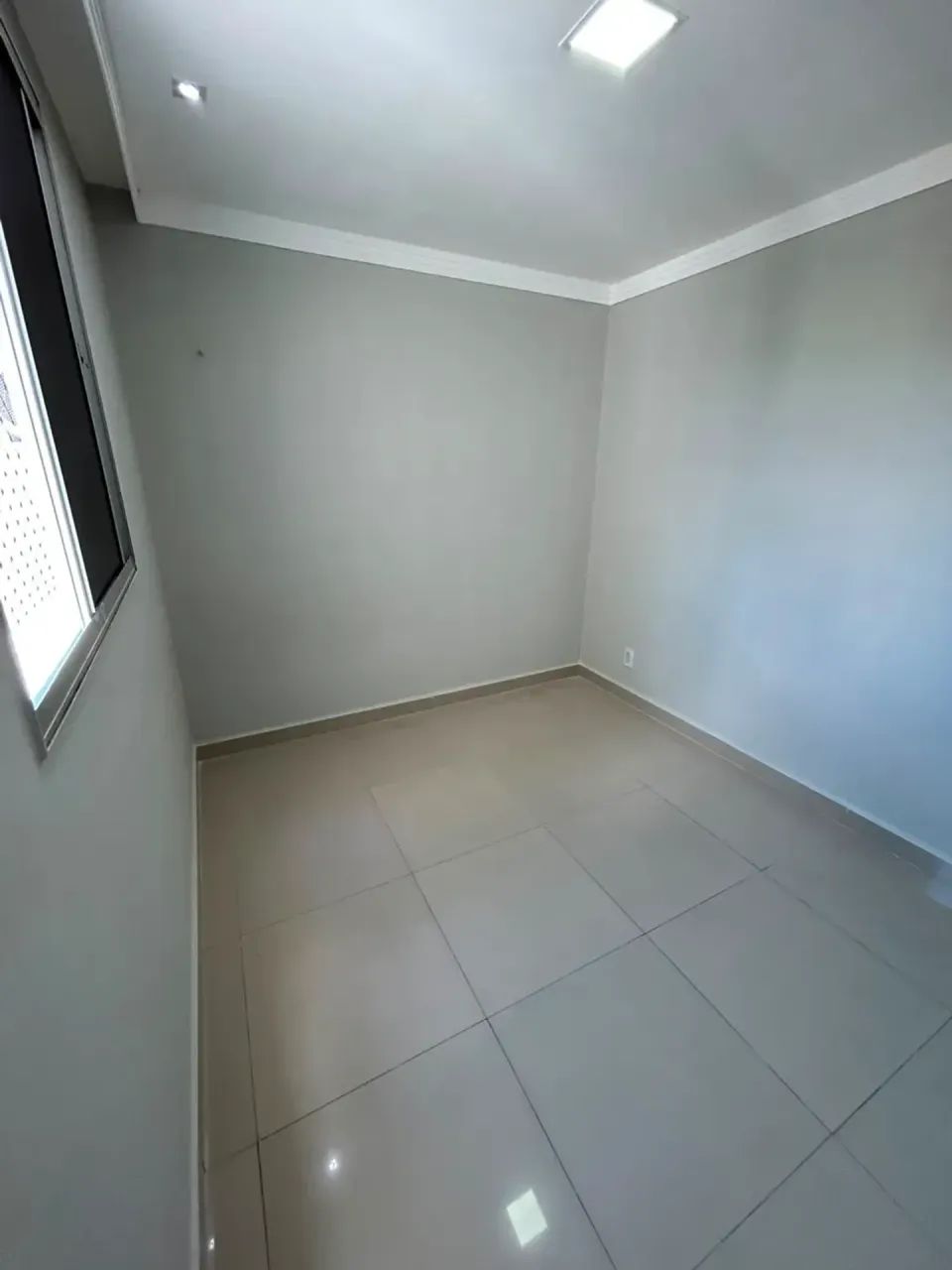 VENDO APARTAMENTO NA PRAÇA DA MRV - MARAPONGA - Foto 3