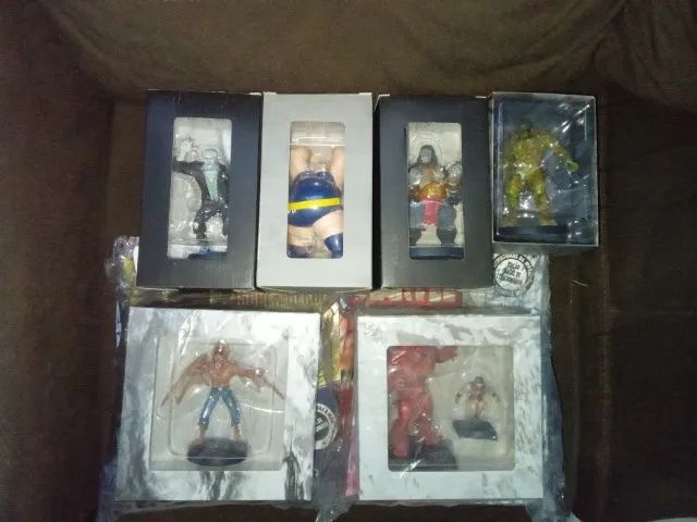 Eaglemoss - DC e Marvel - várias miniaturas e um busto (na caixa e com fascículos) - Foto 5