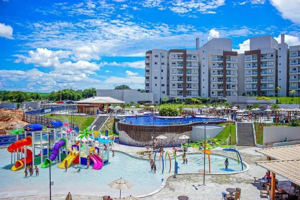 Flat confortável e moderno em Caldas