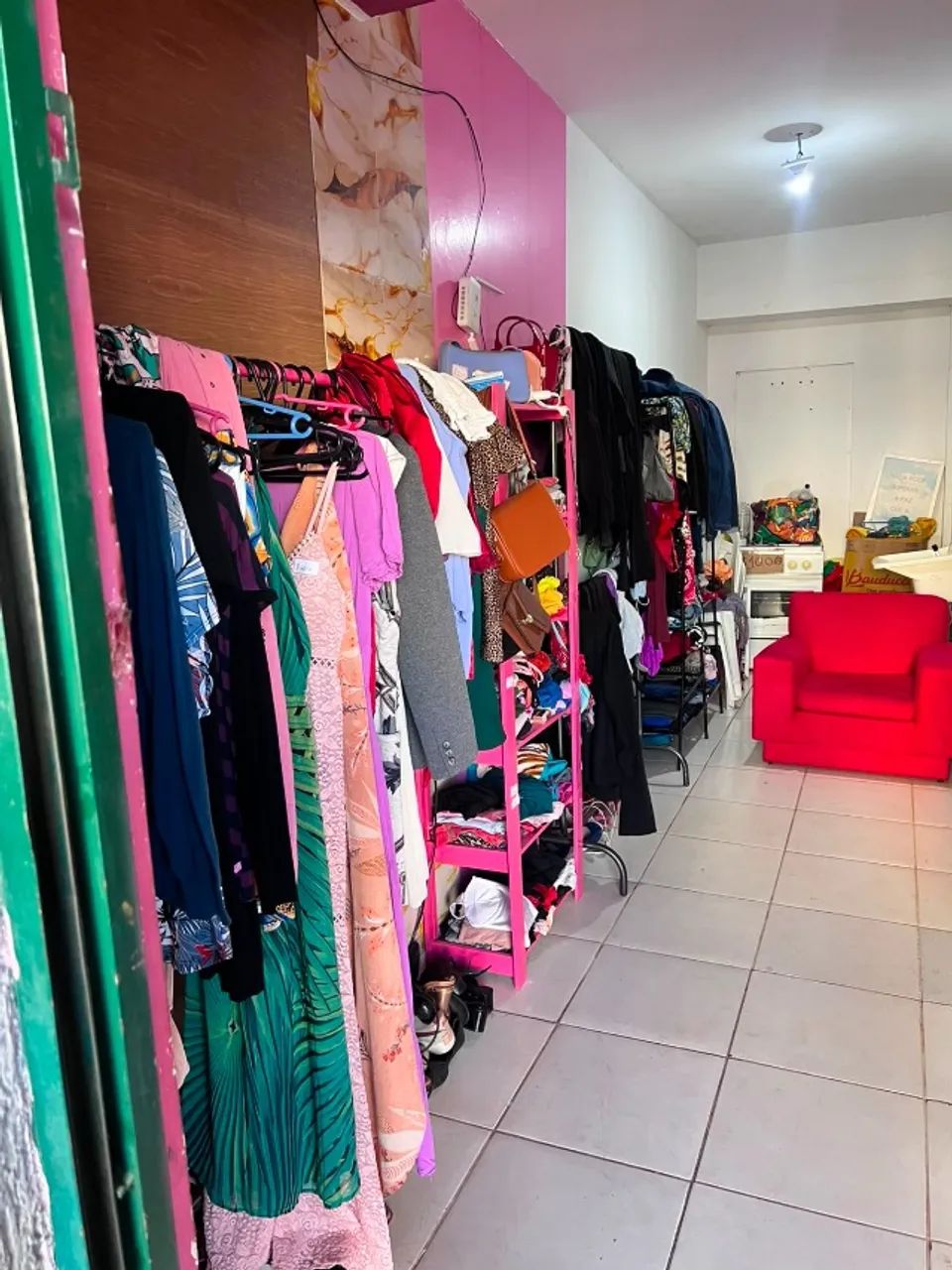 Passo ponto com mercadoria 2 mil - Foto 4