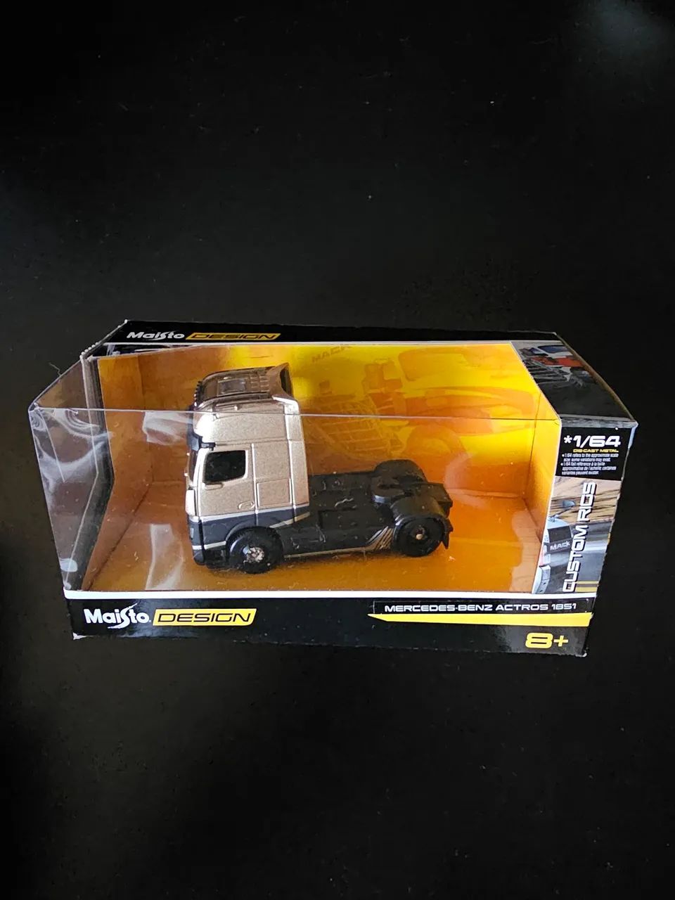 Caminhão 1/64 Maisto 79,00 CADA!  - Foto 4