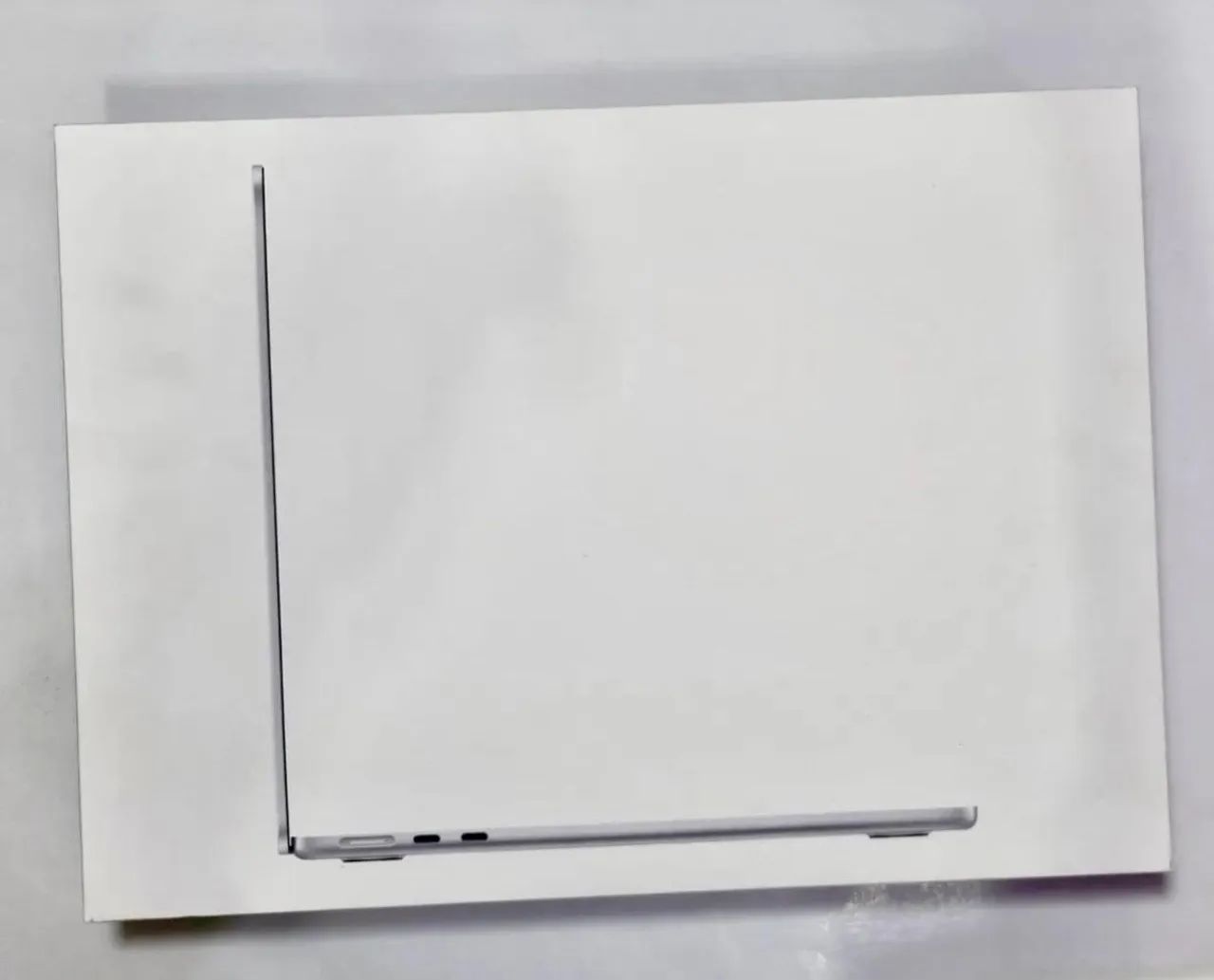 MacBook Air M3 16GB Ram