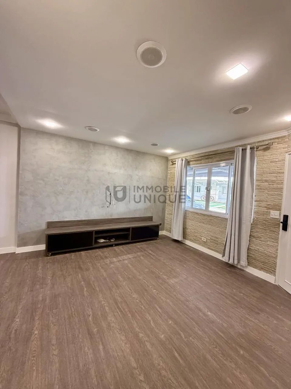 Casa 03 Dorm, 2 Vagas cobertas, com 124m² em Santo André/SP. - Foto 2