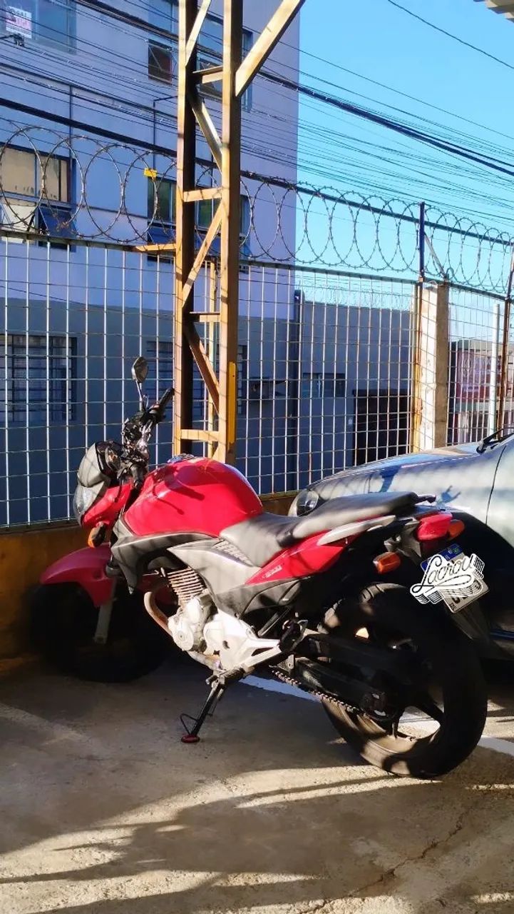 CB300r 2011 - Foto 5