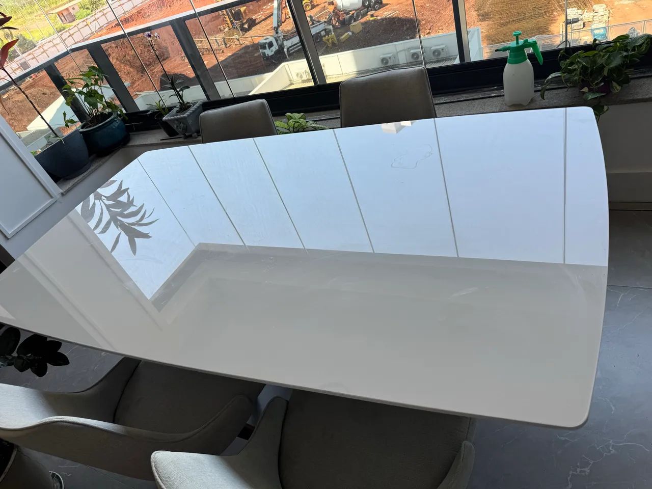 * Mesa de Jantar + 5 Cadeiras - Conjunto Completo - Foto 3