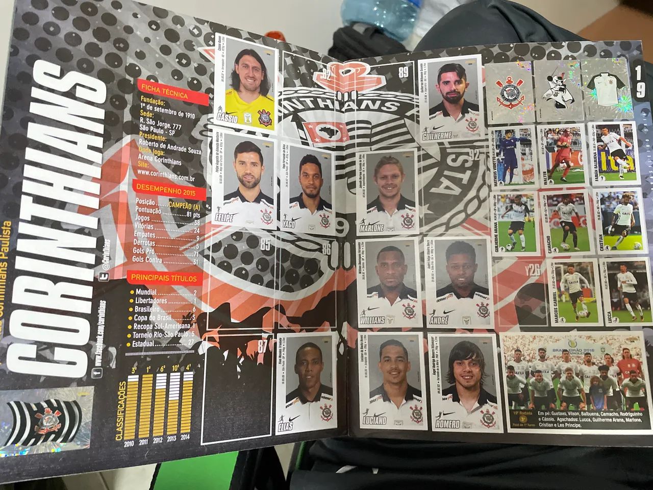 Álbum campeonato brasileiro 2016 - incompleto  - Foto 4