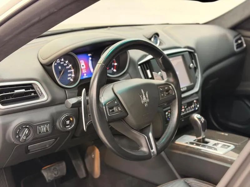 Maserati Ghibli 3.0 V6 330cv Aut., foto 19 de 20
