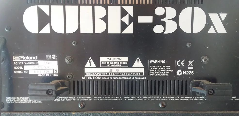Amplificador Roland guitarra modelo cubo 30x  34w - Foto 3