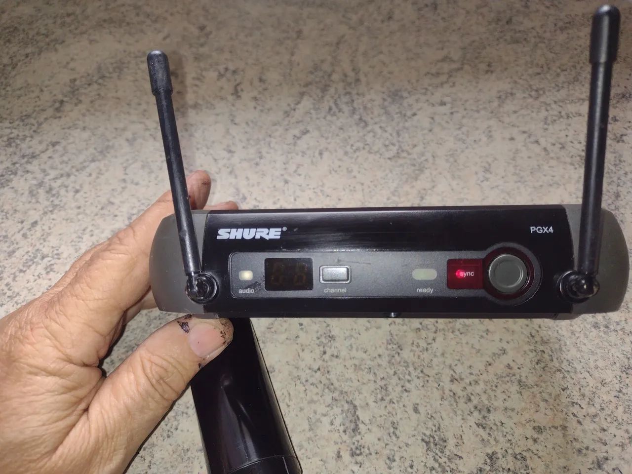 MICROFONE SEM FIO SHURE PGX4 