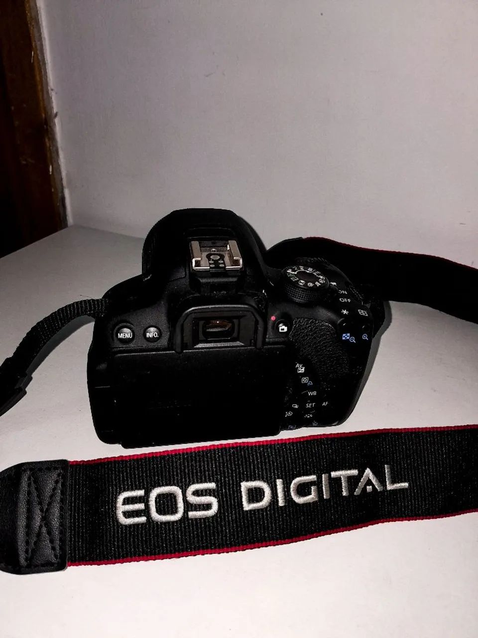 Câmera Camon T5i - Foto 2