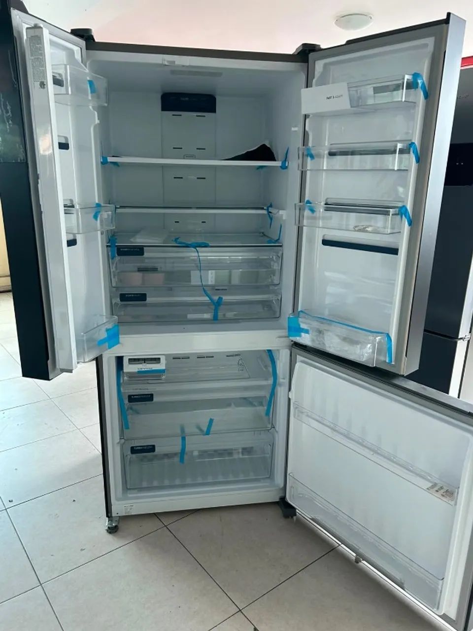 Refrigerador Electrolux 590L - Plotado de Preto  - Foto 2