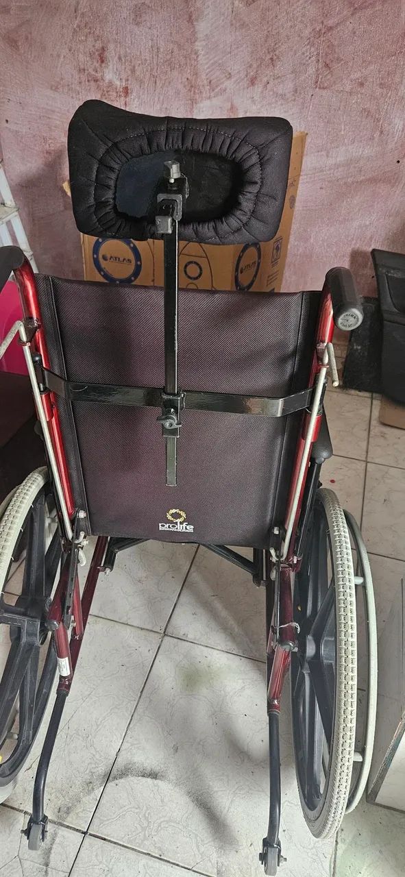 Cadeira de rodas  - Foto 2