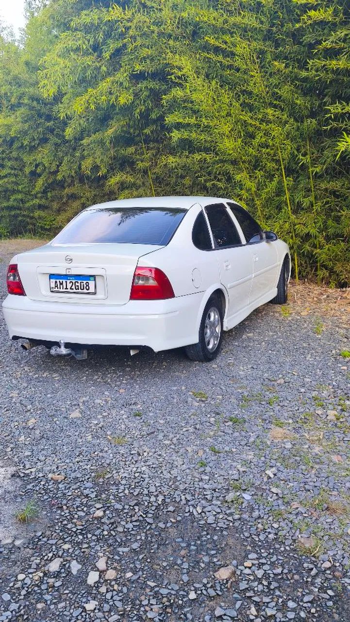 Chevrolet Vectra GL 2.2 / 2.0 MPFI 2000