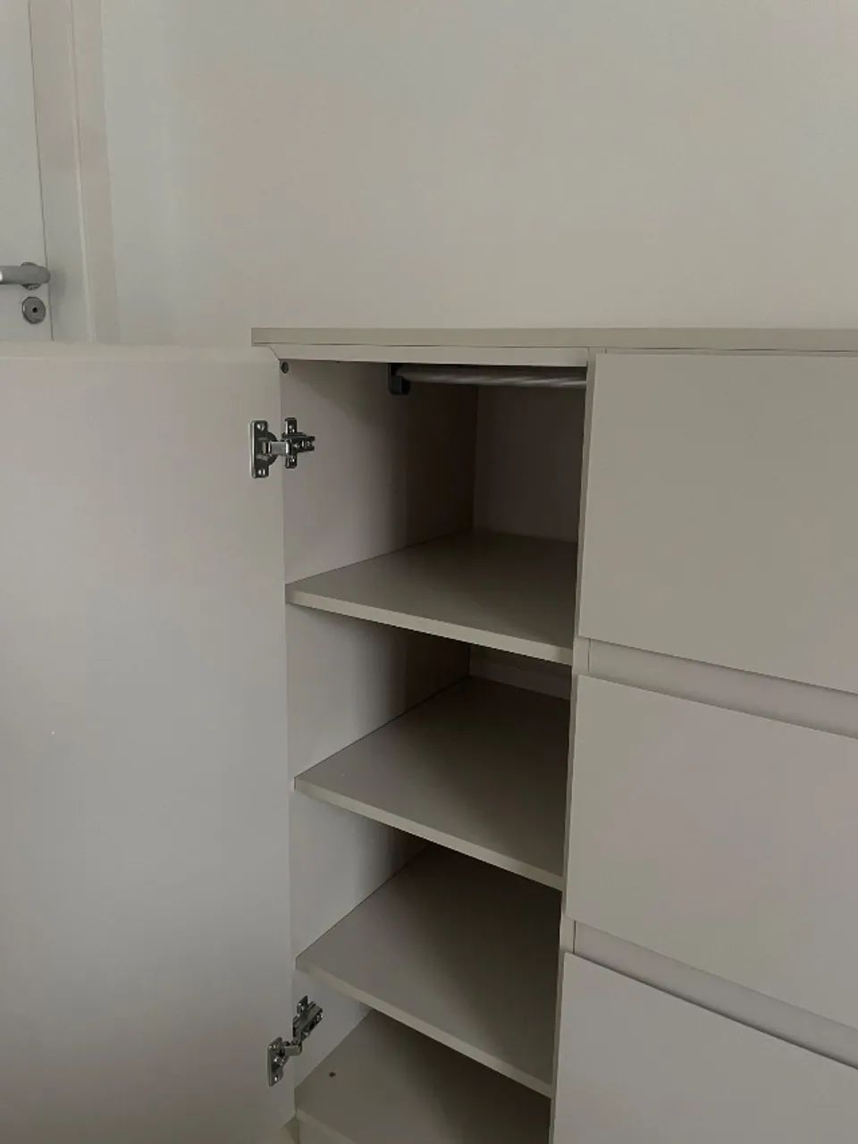 Cômoda e Guarda roupa recém comprados  - Foto 4