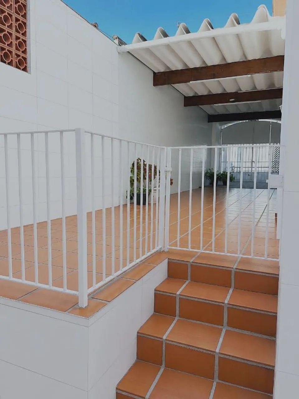 Casa Térrea com Edícula Completa, 4 Dormitórios e 3 Vagas na Cidade Dutra - Foto 5