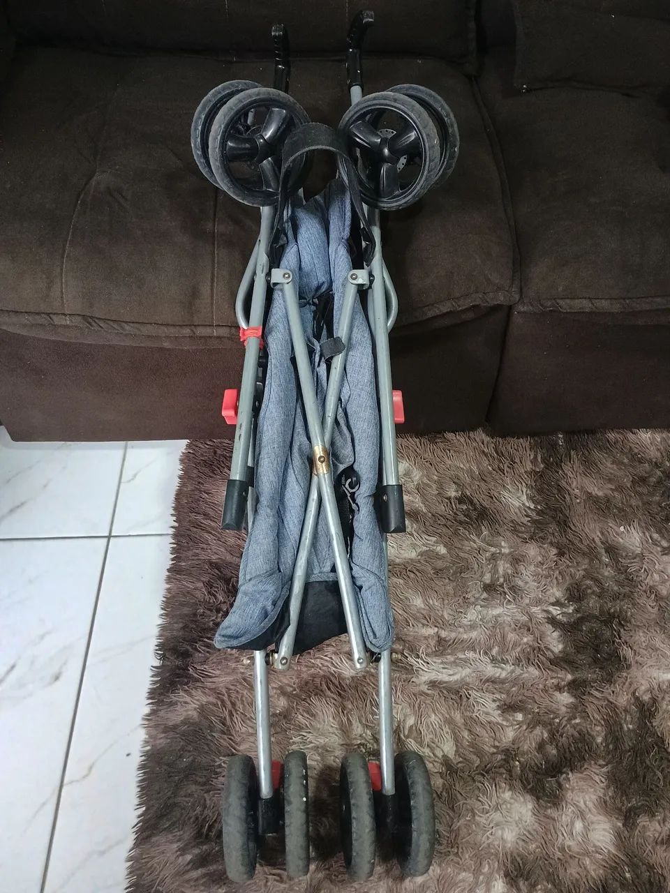 Carrinho de passeio 70 reais  - Foto 3