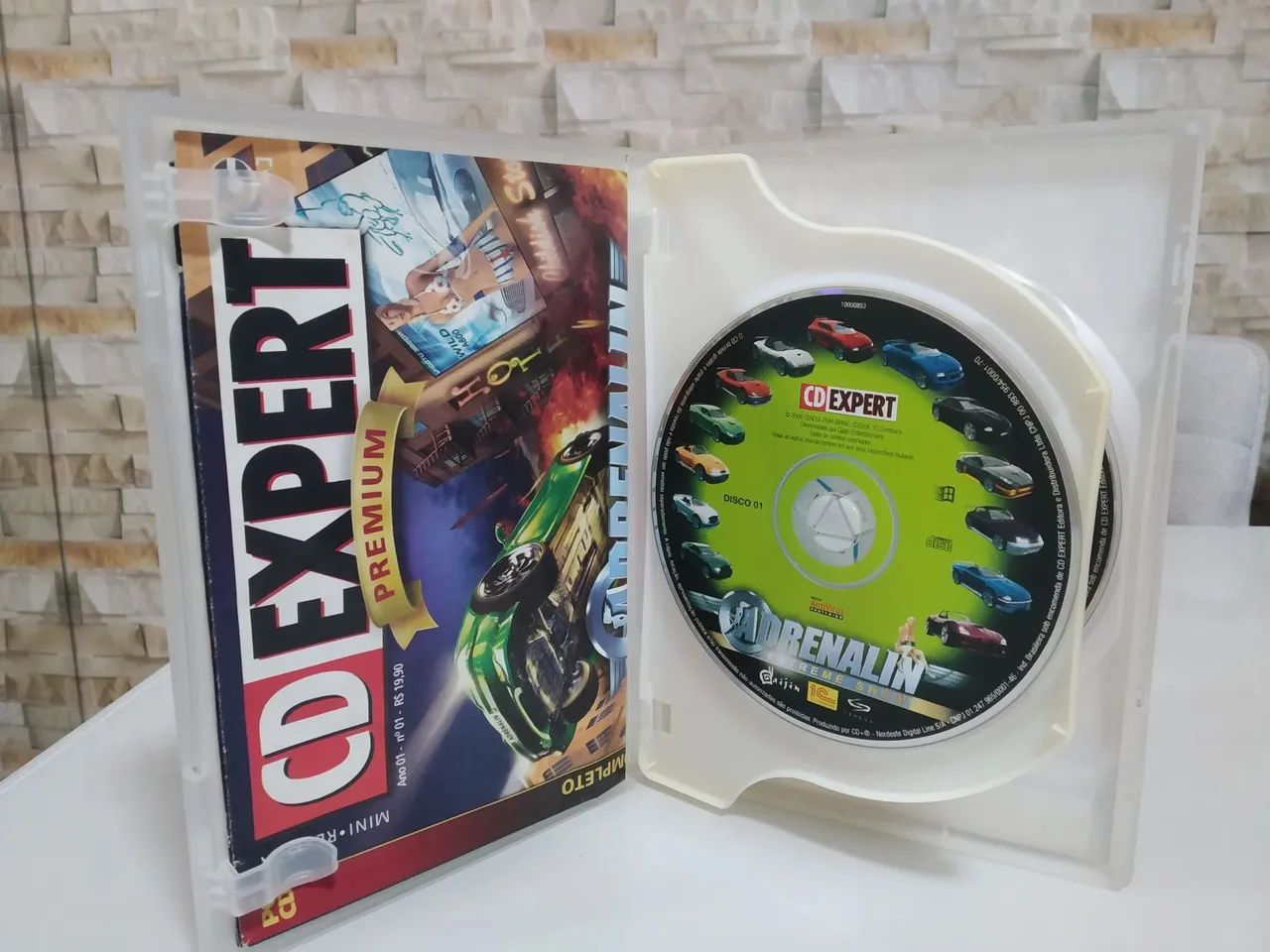 Jogo original para PC Adrenalin: Extreme Show com encarte/poster