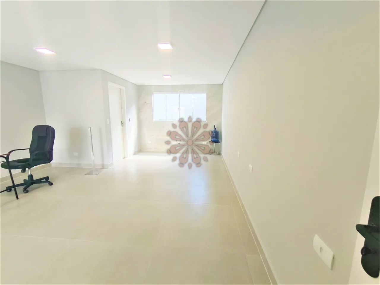 Sobrado 3 quartos, sendo uma suíte no São Braz! - Foto 2