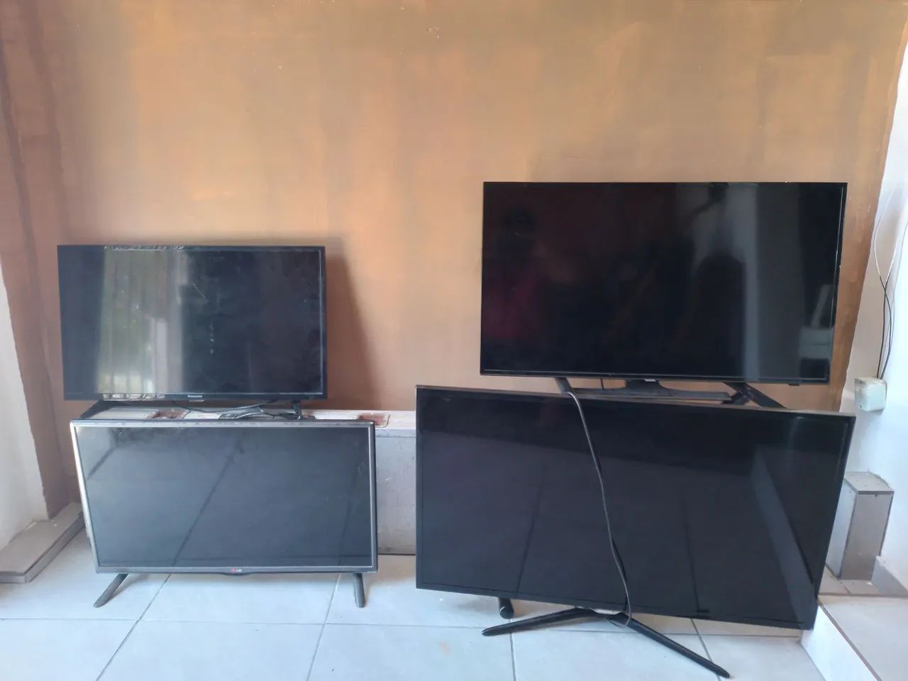 4 TVs smart  - Foto 2