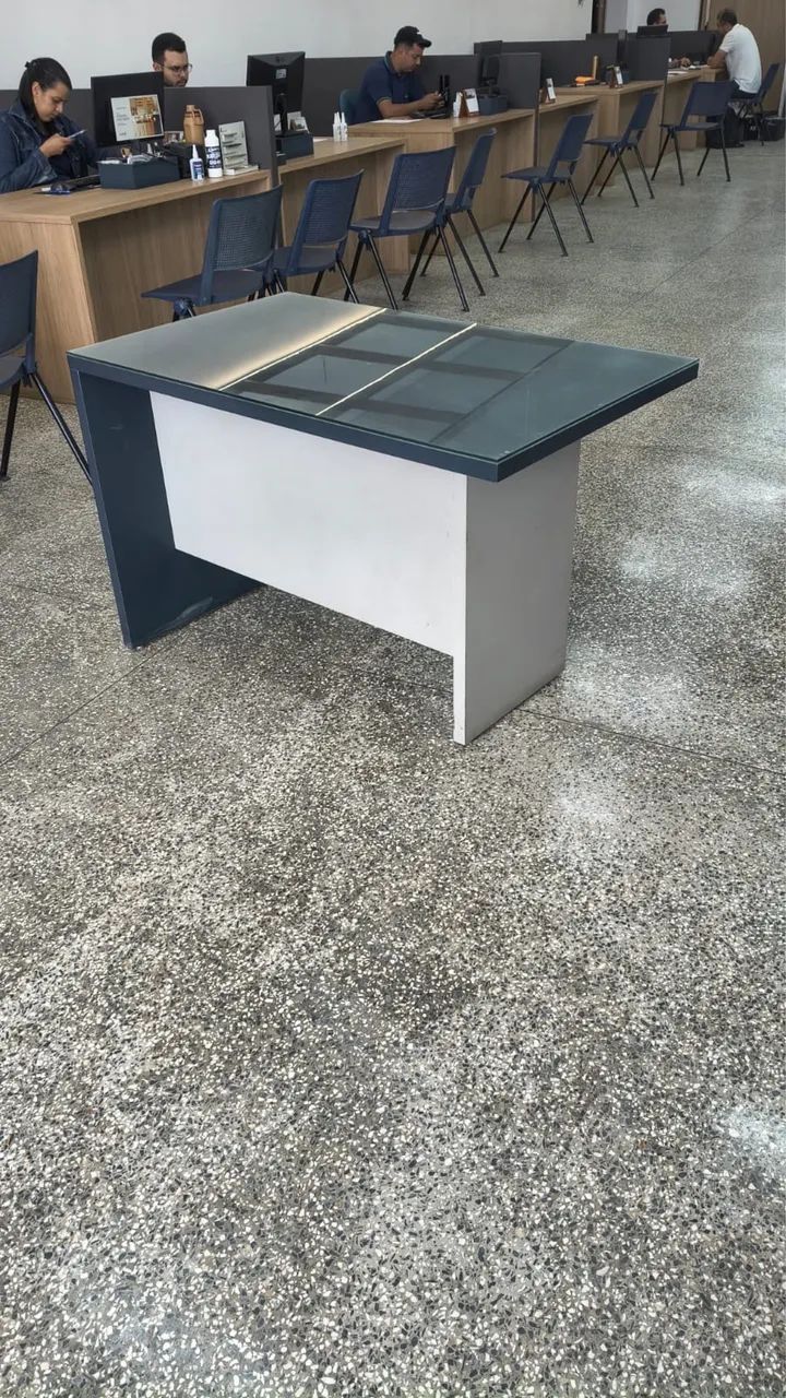Biro para escritório ou loja