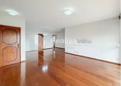DR - Apartamento com 181m², 4 quartos sendo 2 suítes no Edifício Marseille - Villa Adyanna