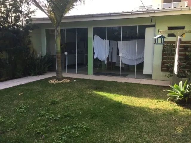 OPORTUNIDADE EM MARCILIO DE NORONHA (CASA COM QUINTAL)