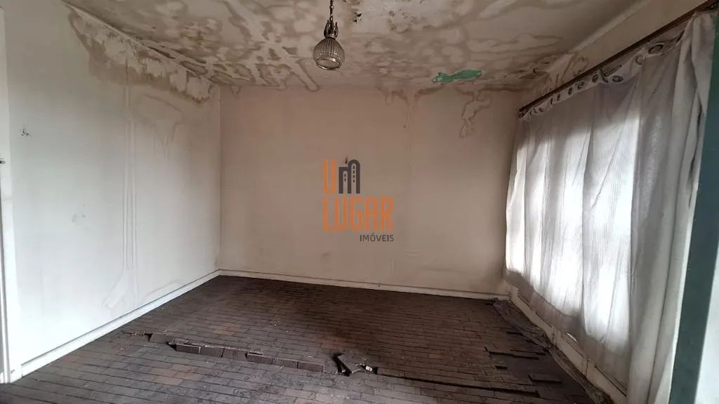 Um Lugar Imóveis Vende: Casa com ótimo espaço e boa localização na Alcindo Cacela entre Do - Foto 20