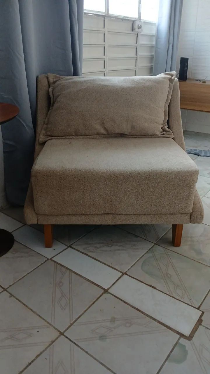 Poltrona tecido bucle muito bonita - Foto 4