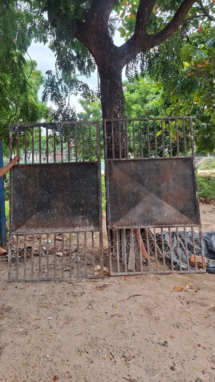 Portão de Ferro Chapado 