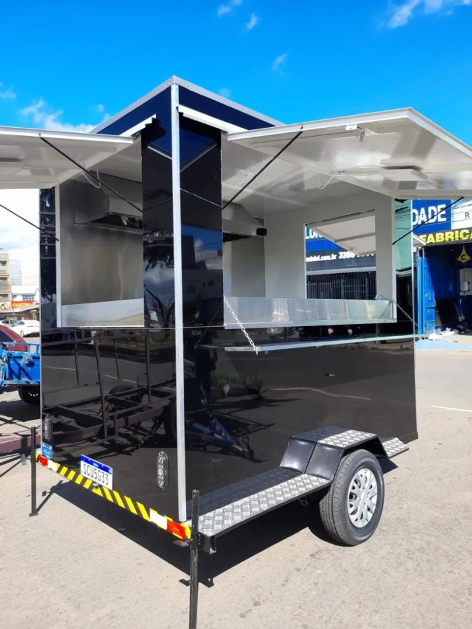 Trailer Revestido em Inox - Estrutura Resistente