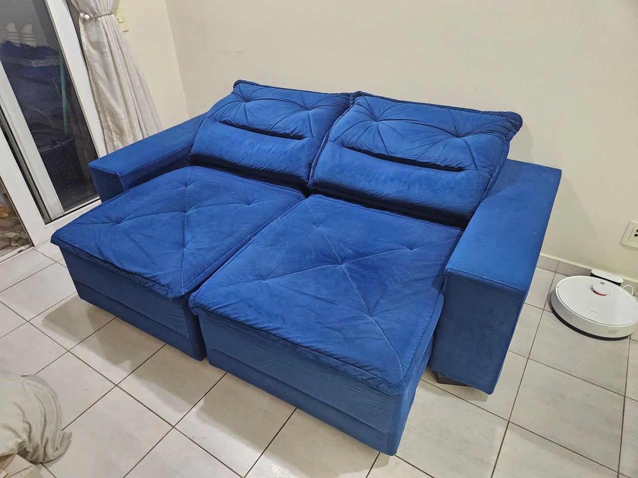 Sofá Retrátil e Reclinável Azul - Muito Conservado e Super Confortável - Foto 4