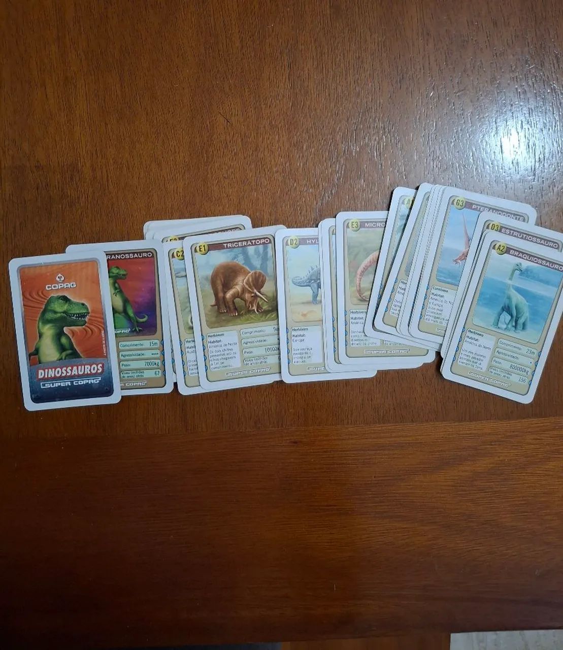 Baralho Copag Dinossauros - Foto 4