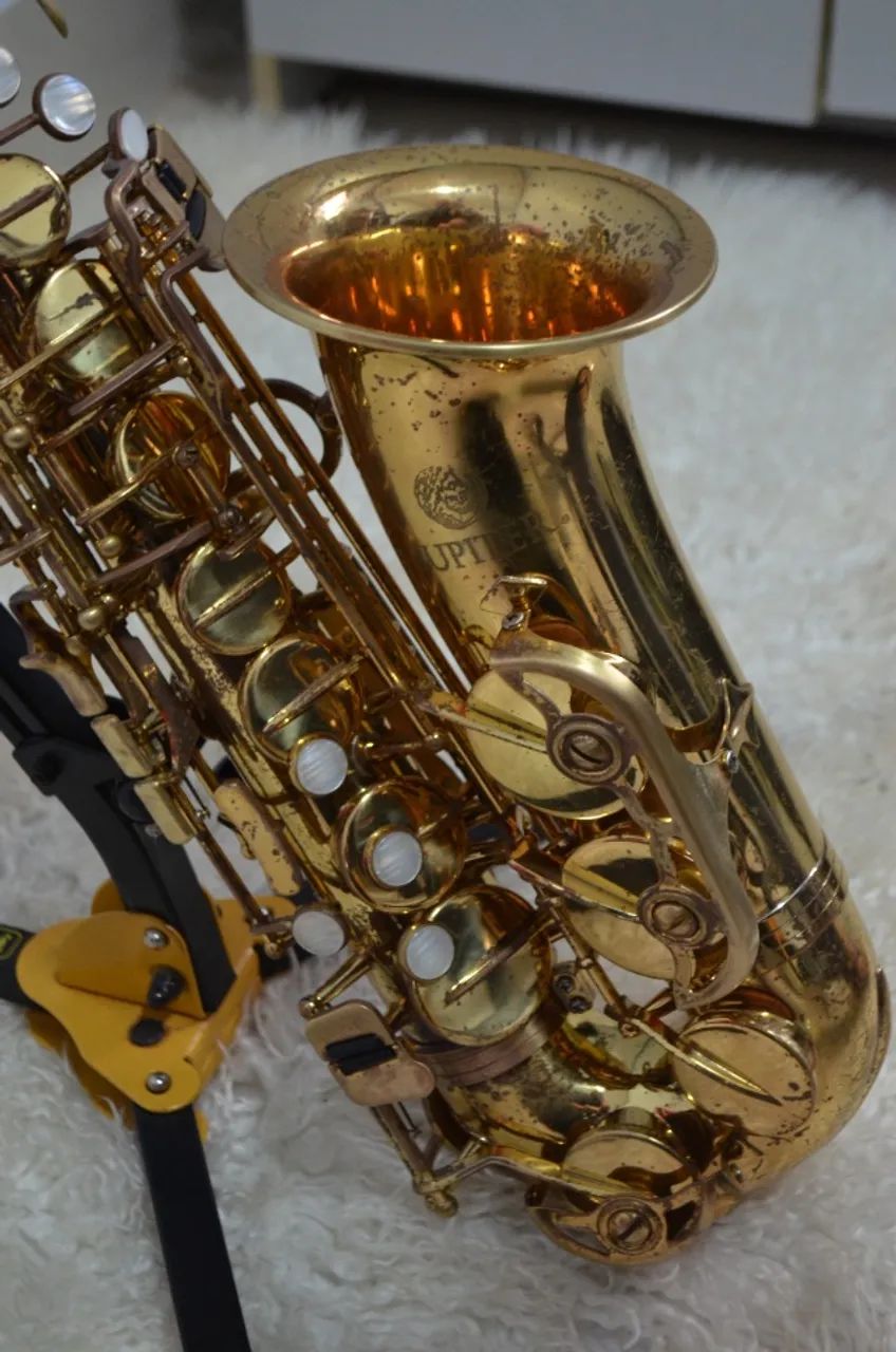 Saxofone Alto mi Bemol Júpiter JAS 567 ((( Queima de Estoque )))