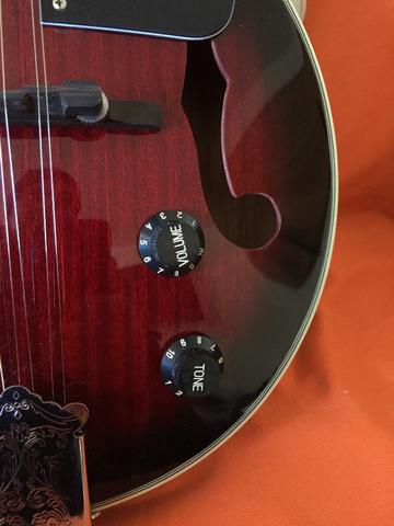Bandolim Mandolin Stagg M50e Redburst M50 Elétrico - Vendo ou troco - Foto 6