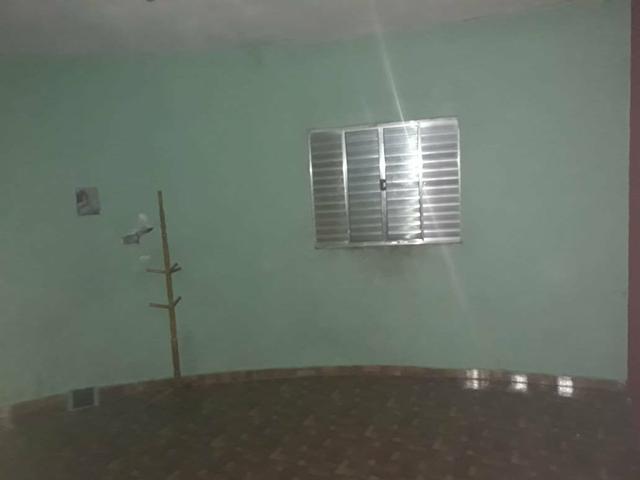 Aluga - se 3 cômodos - Foto 2