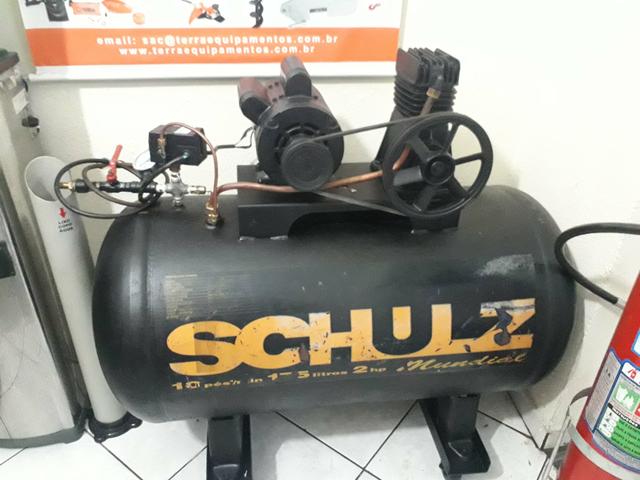 Compressor Schulz 10 pés 175 litros