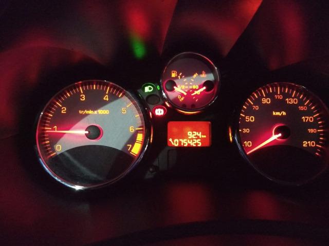 Ágio! Parcela de R$ 332,00! Peugeot 207 2012 1.4 completo 75.000 km rodados - Foto 2