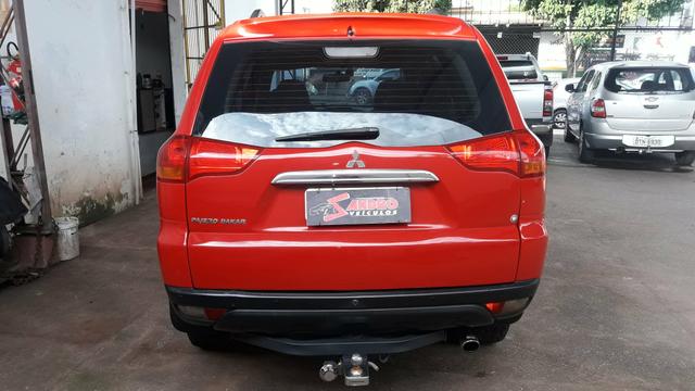 PAJERO DAKAR HPE 3.2 2012/2012 4X4 DIESEL AUT. 7lug. - Foto 5