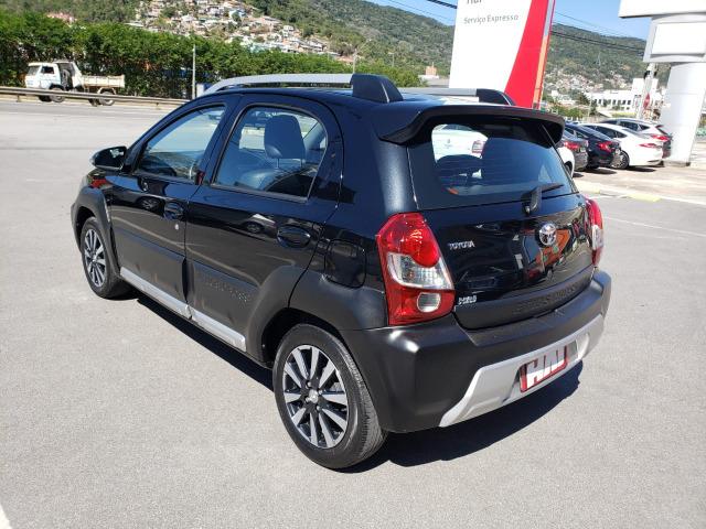 Etios Cross 1.5 Flex Aut - Foto 6