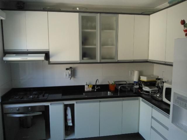 Vende-se Casa 3 Quartos c suíte, Condomínio Fechado, Piscina, Escriturada, Camaçari - Foto 5