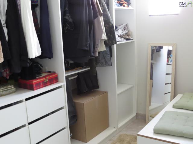 Oportunidade!! casa com 3 quartos / excelente localização / churrasqueira / toda no porcel - Foto 17