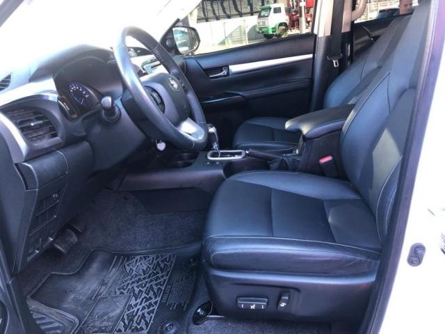 Toyota Hilux Cabine Dupla srv 4P - Foto 8