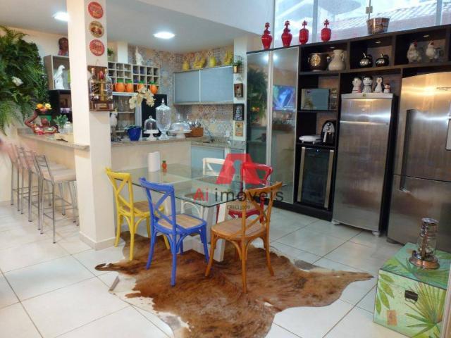 Belíssima casa em fino acabamento, com 03 dormitórios em condomínio fechado. - Foto 11