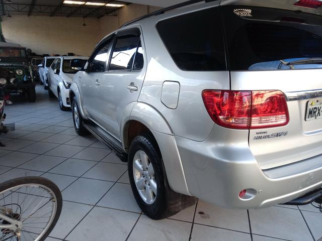 Hilux sw4 3.0 aut 2008 top vendo troco financio - Foto 3