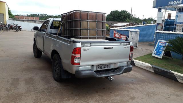 Vendo hilux cabine simples