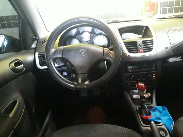 Carro Peugeot 207 - Foto 2