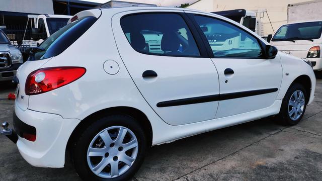Peugeot 207 xr 1.4 flex