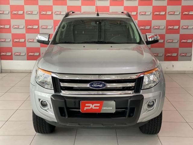 Ford Ranger 3.2 LIMITED 4P - Foto 2