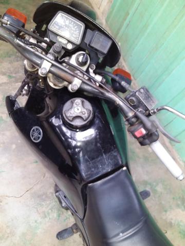 Vendo essa XT 225
